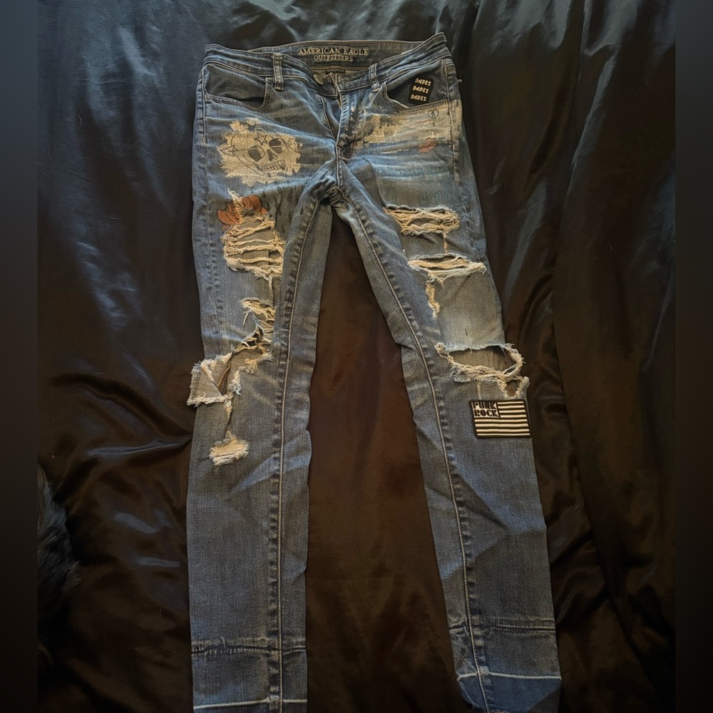 American Eagle Outfitters Ripped Blue Skinny Jeans